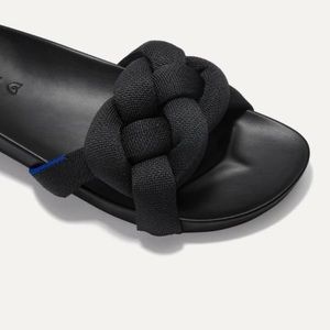 Rothy’s Bubble Slide in Black